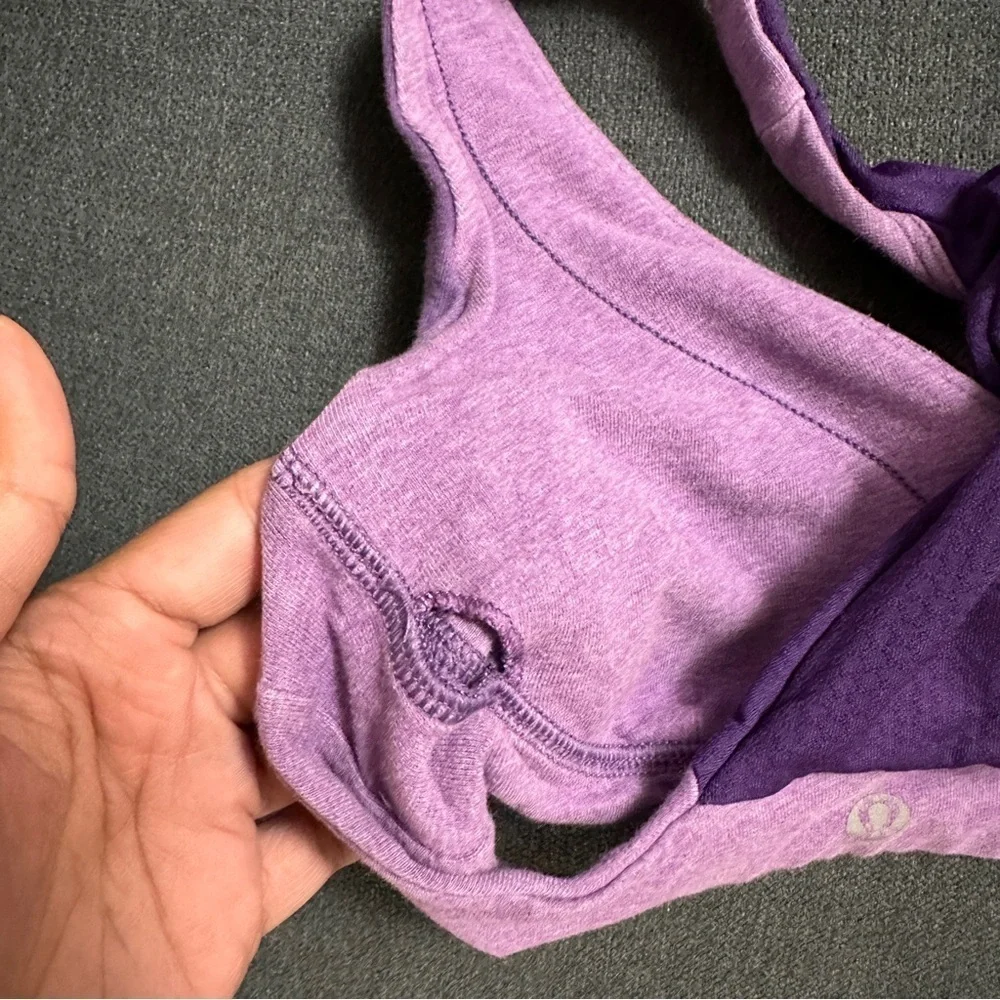 Lululemon Athletica Purple Color Deep V Neck Racerback Sportsbra Non Padded sz 6
